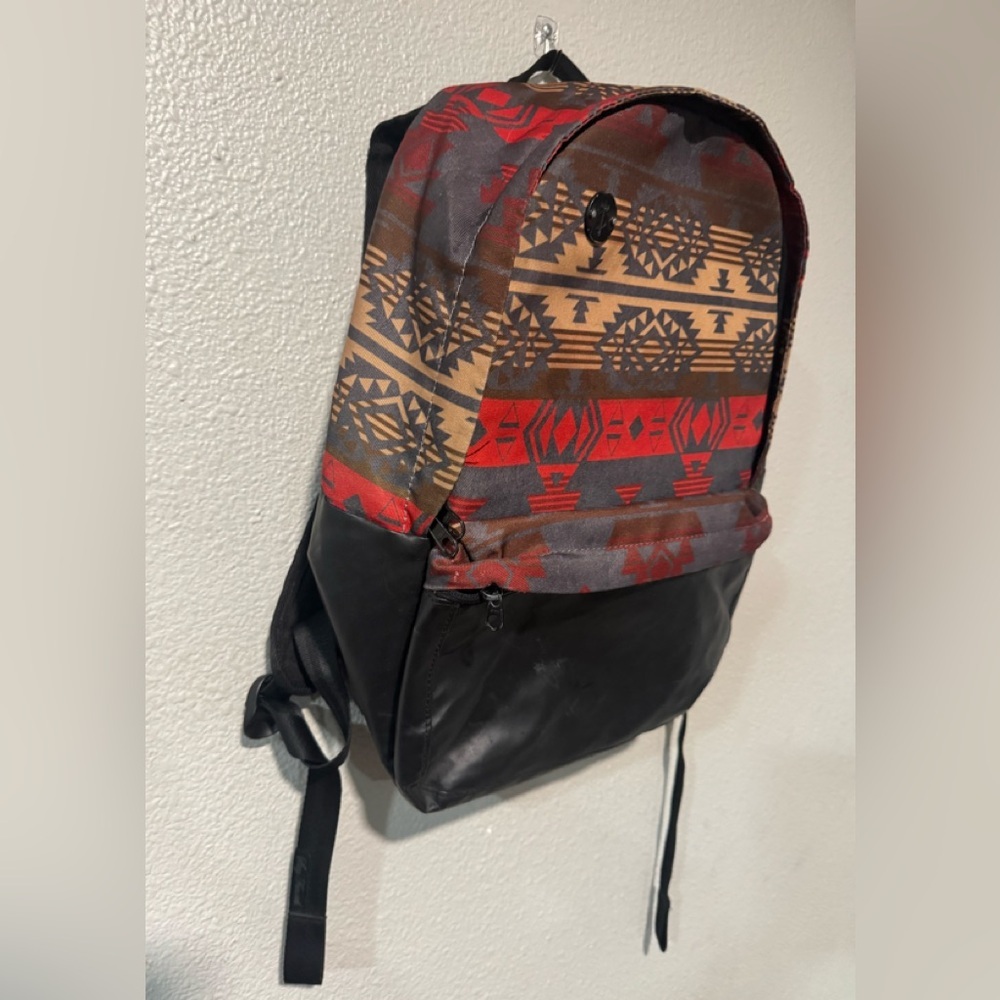 FOCUS SPACE Aztec  print backpack - Picture 6 of 9